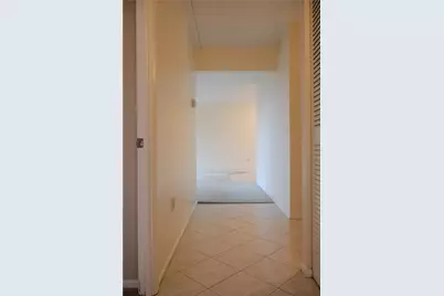 5600 Munhall Rd #901, Pittsburgh, PA 15217 - Photo 11