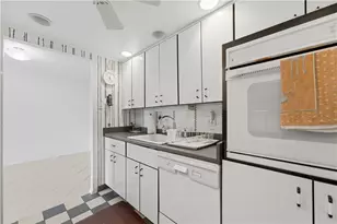 5600 Munhall Rd, Pittsburgh, PA 15217 - Photo 7