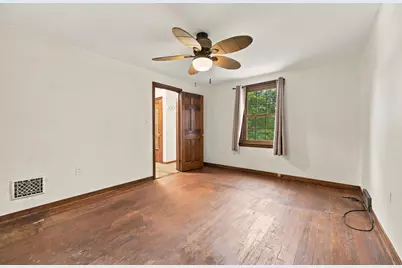 274 Patterson Road, Bethel Park, PA 15102 - Photo 13