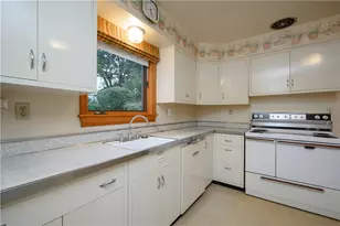 428 Bower Hill Rd, Pittsburgh, PA 15228 - Photo 11