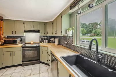 1395 State Rt 217 Hwy, Derry Township, PA 15627 - Photo 5