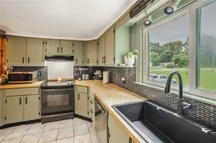 1395 State Rt 217 Hwy, Derry Township, PA 15627 - Photo 5