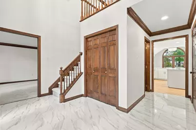 2037 Broad Hill Farms Rd, Moon/Crescent Twp, PA 15108 - Photo 7