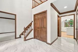 2037 Broad Hill Farms Rd, Moon/Crescent Twp, PA 15108 - Photo 7