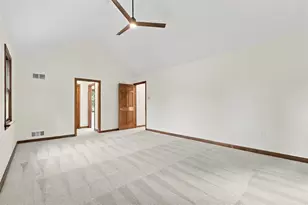 2037 Broad Hill Farms Rd, Moon/Crescent Twp, PA 15108 - Photo 23