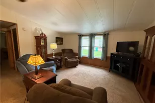238 Kingston Ln, White Township, PA 15701 - Photo 7