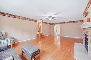 3760 Morefield Rd, Hermitage, PA 16148 - Photo 13