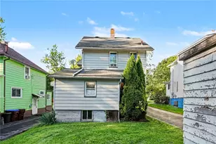 592 Hull St, Sharon, PA 16146 - Photo 23