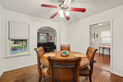 592 Hull St, Sharon, PA 16146 - Photo 7