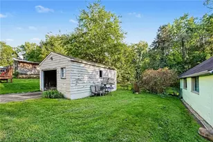 592 Hull St, Sharon, PA 16146 - Photo 25