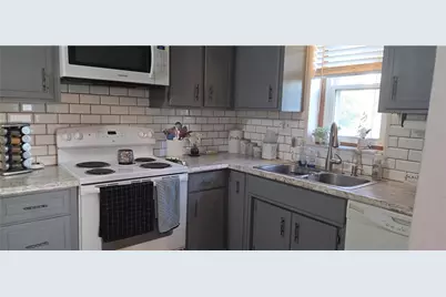 1 Liberty Ave, Smith Township, PA 15021 - Photo 9