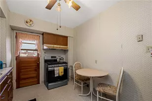 719 Woodbourne Ave, Pittsburgh, PA 15226 - Photo 9