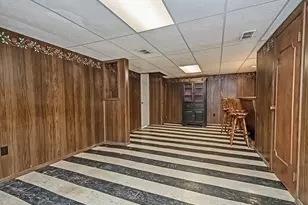 638 Elaine Dr, Pittsburgh, PA 15236 - Photo 11