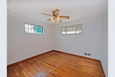 638 Elaine Drive, Pittsburgh, PA 15236 - Photo 7