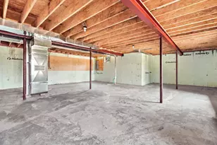 190 Farm Rdg Ln, Fairview Township, PA 16025 - Photo 29