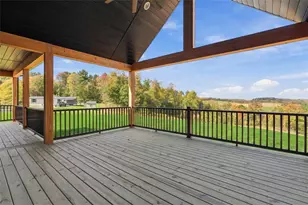 190 Farm Rdg Ln, Fairview Township, PA 16025 - Photo 5