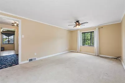 111 E Bruceton Rd, Pittsburgh, PA 15236 - Photo 25