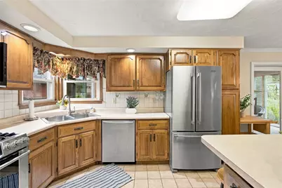 1521 Corporation St, Beaver, PA 15009 - Photo 9