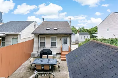 2736 Shelly St, Pittsburgh, PA 15203 - Photo 25