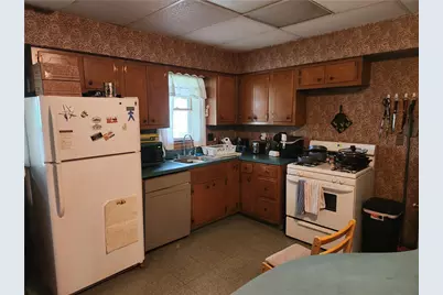 768 E High St, Franklin Township, PA 15370 - Photo 13