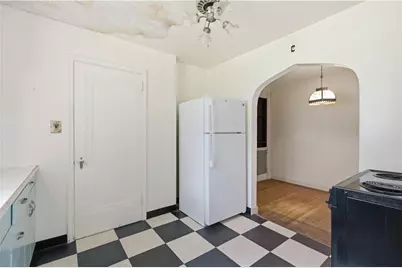 1039 Anderson Rd, Pittsburgh, PA 15209 - Photo 9