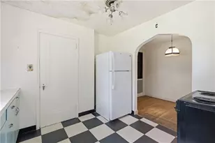 1039 Anderson Rd, Pittsburgh, PA 15209 - Photo 9