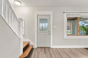 2004 Pioneer Ave, Pittsburgh, PA 15226 - Photo 3