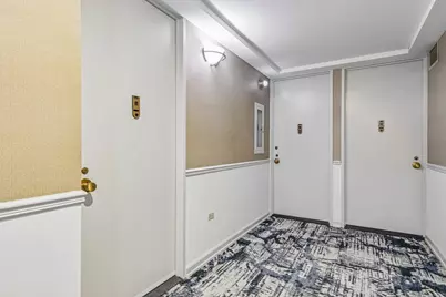 112 Washington Place #16D, Pittsburgh, PA 15219 - Photo 9