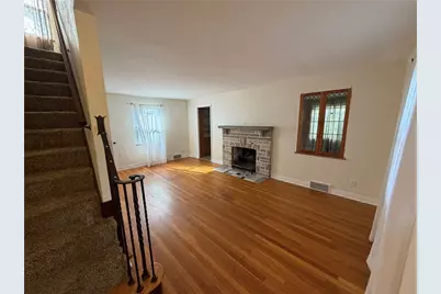 218 Jackson Circle, Ross Twp, PA 15229 - Photo 3