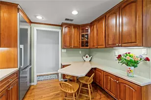 310 Pleasant Ave, Peters Township, PA 15317 - Photo 9