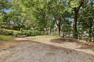 2632 Broadway Ave, Pittsburgh, PA 15216 - Photo 37