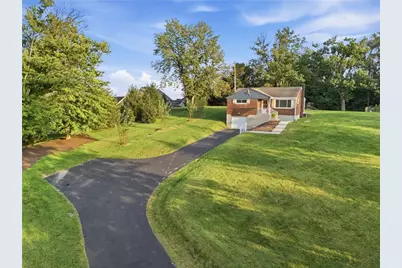 407 McDowell Lane, Canonsburg, PA 15317 - Photo 3