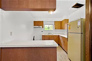 205 McCormick Ave, Bentleyville, PA 15314 - Photo 13
