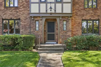221 Lingrove Place, Pittsburgh, PA 15208 - Photo 5