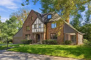 221 Lingrove Pl, Pittsburgh, PA 15208 - Photo 1