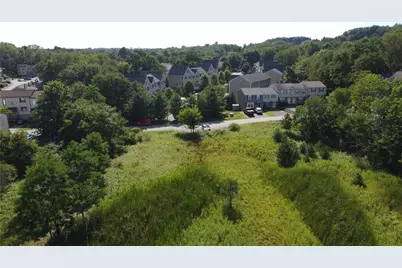 3229/3231/3233 Camberly Dr, Hampton, PA 15044 - Photo 1