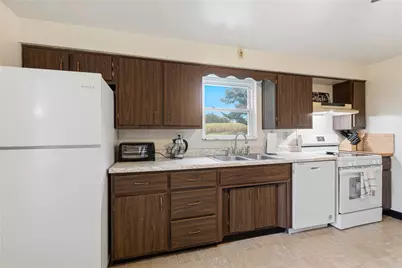 171 Campmeeting Rd, Findlay Township, PA 15026 - Photo 9