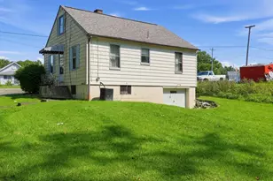 2022 Shenango Valley Fwy, Mercer Boro, PA 16148 - Photo 9