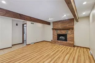 127 Lakeview St, North Beaver Township, PA 16112 - Photo 11