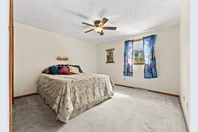 160 Hazlett Ln, North Franklin Township, PA 15301 - Photo 23