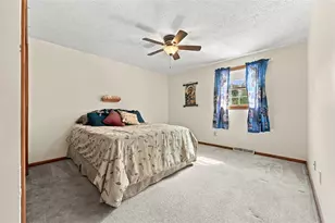 160 Hazlett Ln, North Franklin Township, PA 15301 - Photo 23