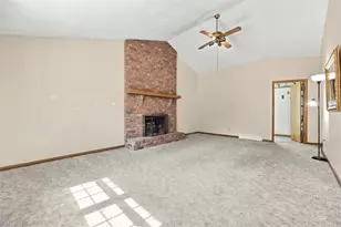 160 Hazlett Ln, North Franklin Township, PA 15301 - Photo 9