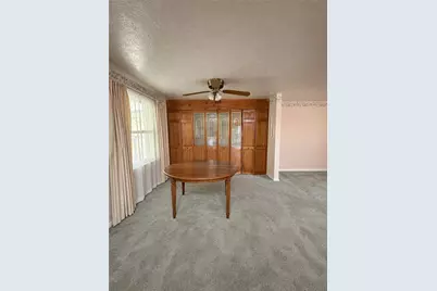 856 Mount Hood Dr, Pittsburgh, PA 15239 - Photo 5