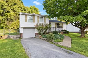 856 Mt Hood Dr, Pittsburgh, PA 15239 - Photo 3