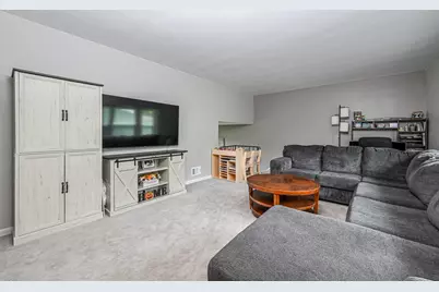 120 Ambleside Drive, Ross Twp, PA 15237 - Photo 5