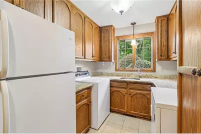 7 Valley View Dr, Wilmington Township, PA 16142 - Photo 9