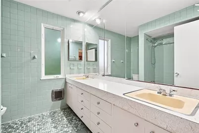 101 Tomahawk Drive, Pittsburgh, PA 15215 - Photo 25