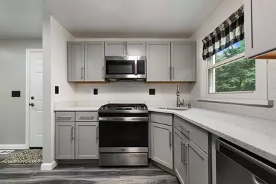 1527 Sylvan Ter, Pittsburgh, PA 15221 - Photo 13