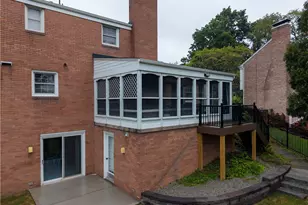 1046 Centergate Dr, Bethel Park, PA 15102 - Photo 27