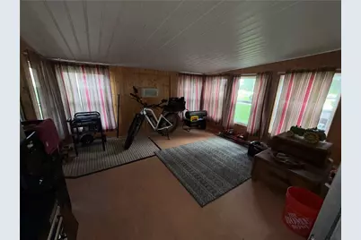 216 Lakeview Cir, Middlesex Township, PA 16059 - Photo 7